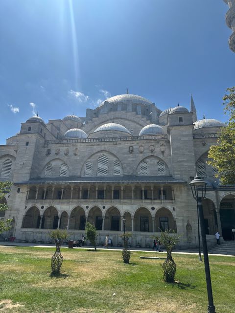 ドルマバフチェ・ジャーミィ