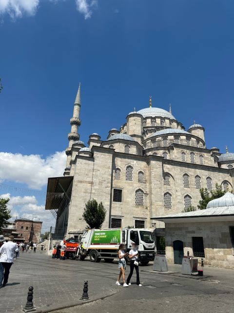 スレイマ二エ・モスク