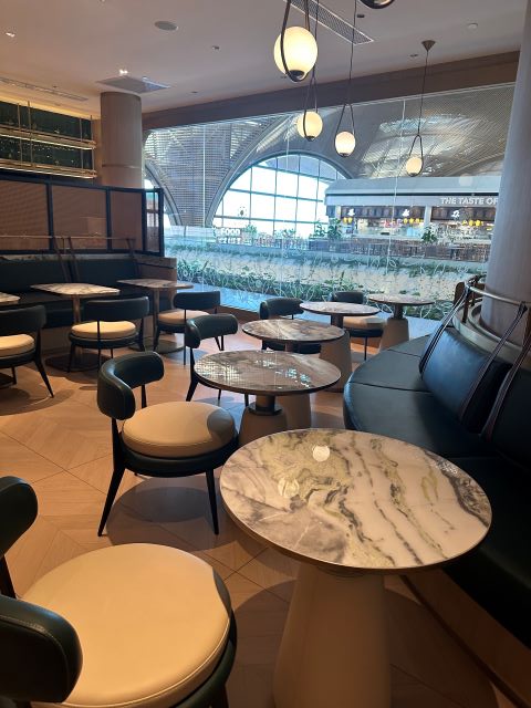 テチョ国際空港のPlazaPremiumLoungeという空港ラウンジ