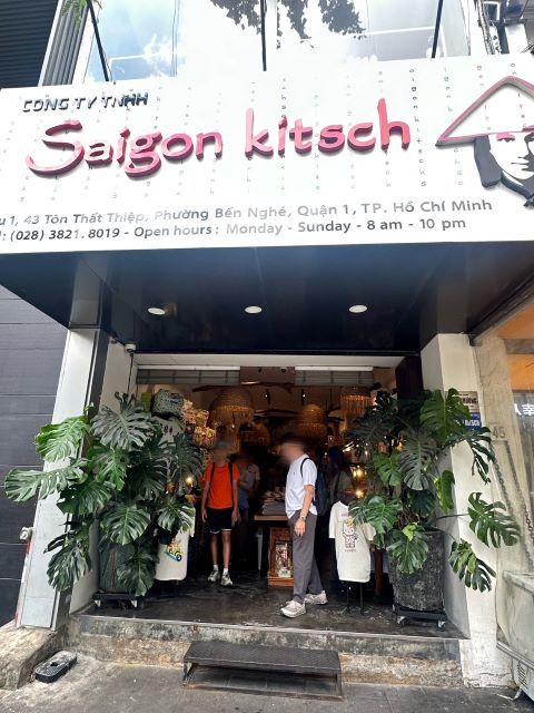 Cửa Hàng Hòa Hoa - Saigon Kitsch